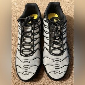 Nike Air Max Plus Black Opti Yellow